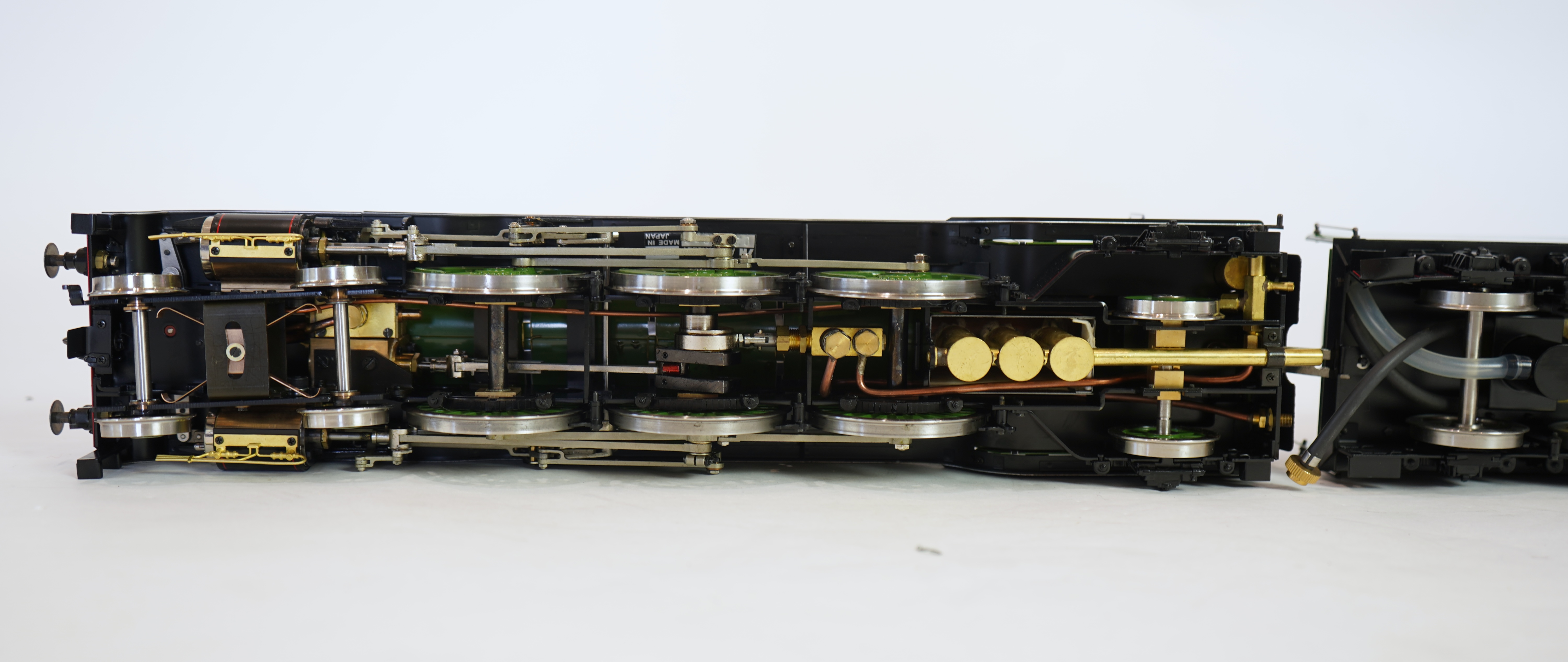A Gauge One Aster Hobbies live steam LNER Class A3, 4-6-2 tender locomotive, Flying Scotsman 4472, the factory ‘Built Up’ version, spirit fired working three cylinder motion, with assembly instructions, operating instruc